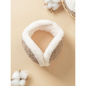 ที่อุ่นขาแบบพับได้มีลวดลาย earflight beage - Product Image 1