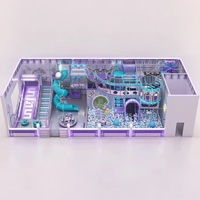Équipement de terrain de jeux intérieur direct usine, thème spatial futuriste lavande, avec rampe de ski, toboggan en spirale, piscine à balles et passerelle