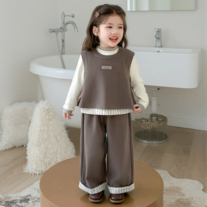 Nouvel ensemble trois pièces printemps-automne pour filles, tenue tendance avec gilet pour bébés filles, vêtements décontractés pour enfants, costume d'automne pour petites filles - Product Image 2