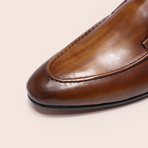รองเท้าหนังวัวแท้ทรง Loafer สไตล์เรโทรเรียบง่ายสำหรับผู้ชาย รุ่นใหม่ เหมาะสำหรับใส่ทำงานหรือในงานแต่งงาน - Product Image 6