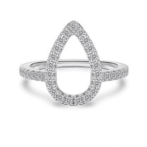 Anillo de Compromiso de Plata de Ley con Diseño de Dylam Charm, Bañado en Rodio y Oro de 14K, con Circonita Cúbica 5A en Forma de Lágrima - Product Image 1