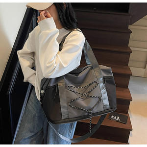 Sac de sport RUIQUWIN en tissu Oxford de haute qualité, léger, respirant, extensible, avec séparation sec/humide, durable, à porter en bandoulière - Product Image 2