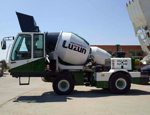 Camion malaxeur à <span class=keywords><strong>béton</strong></span> autopropulsé <span class=keywords><strong>pas</strong></span> <span class=keywords><strong>cher</strong></span> China Luzun JBC12 avec réservoir de 1,8 m3 à vendre - Product Image 5