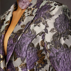 Hochwertiger, eleganter Damen-Retro-Jacquard-Anzug mit lila Blumenmuster, Metallic-Farben, langer Schnitt, Knopfverschluss - Product Image 3