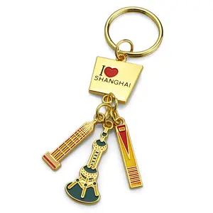 Vente en gros porte-clés porte-clés souvenir personnalisé en forme de coeur Anime I Love Shanghai en métal doré avec logo en émail dur doux pour femmes