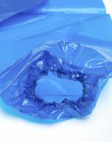 Couvre-botte en PE jetable en plastique épais résistant à l'usure, imperméable et antidérapant pour les jours de pluie dans les fermes d'élevage