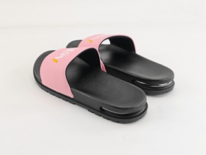 Pantuflas de Alta Calidad, Ligeras, Transpirables, con Diseño Impreso, Amortiguación de Aire, Logotipo 3D en Relieve de PVC, Cómodas y Personalizadas - Product Image 4