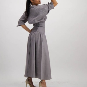 เดรสยาวผ้าลินินทรงดินสอ แขนยาว ติดกระดุมด้านหน้า ผ่าเอว จับจีบ สำหรับผู้หญิง สไตล์ลำลอง ขายส่งช่วงซัมเมอร์ - Product Image 5