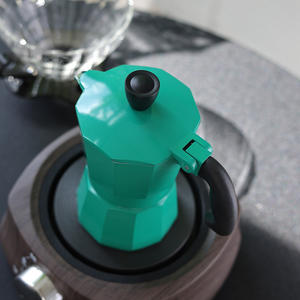 <span class=keywords><strong>Percolateur</strong></span> à espresso 3 tasses classique de style cubain italien <span class=keywords><strong>cafetière</strong></span> Moka Pot cuisinière à gaz métal Mokapot couvercle cuisinière à gaz <span class=keywords><strong>percolateur</strong></span> pour - Product Image 3