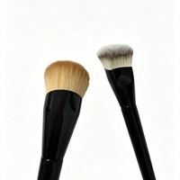Pinceau de maquillage incurvé en forme de fer à cheval, poils synthétiques de luxe, pinceaux pour fond de teint, manche en bois