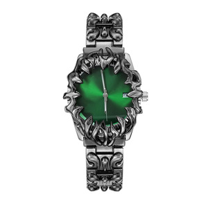 Reloj de pulsera impermeable para hombre, estilo europeo, diseño de garra alienígena, vintage Millennium. - Product Image 3