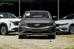 Geely Emgrand L Hi.P 2024-2025, berlina elettrica per adulti, auto intelligente con interni in pelle, versione elettrica usata Euro VI - Product Image 3