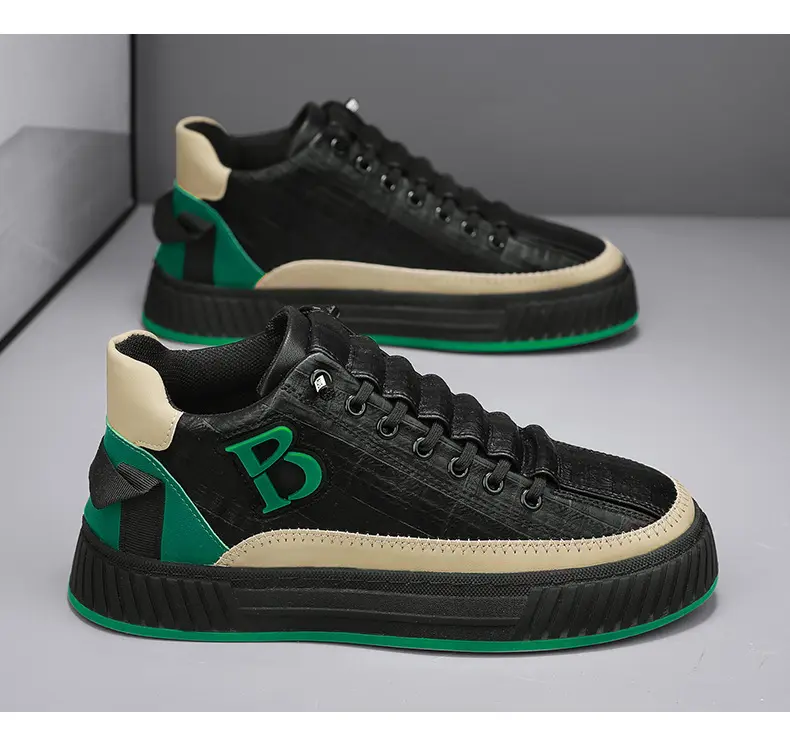 Nuovo Design alla moda di Sneaker con suola piatta in gomma e fodera in rete scarpe Casual resistenti per la primavera