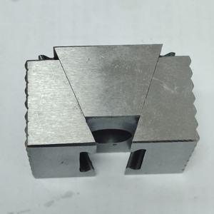 Étau à coin CNC pour usinage industriel, mâchoires à surface dentée, mini étau à coin de précision, étau modulaire simple <span class=keywords><strong>M8</strong></span> 10 12, dispositif de fixation - Product Image 4