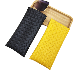 แว่นกันแดดแฟชั่นทรงสี่เหลี่ยมกระเป๋าใส่แว่นตากระเป๋าสตางค์หนัง PU กระเป๋าใส่แว่นตาแบบพกพาโลโก้ออกแบบได้ตามต้องการ - Product Image 2