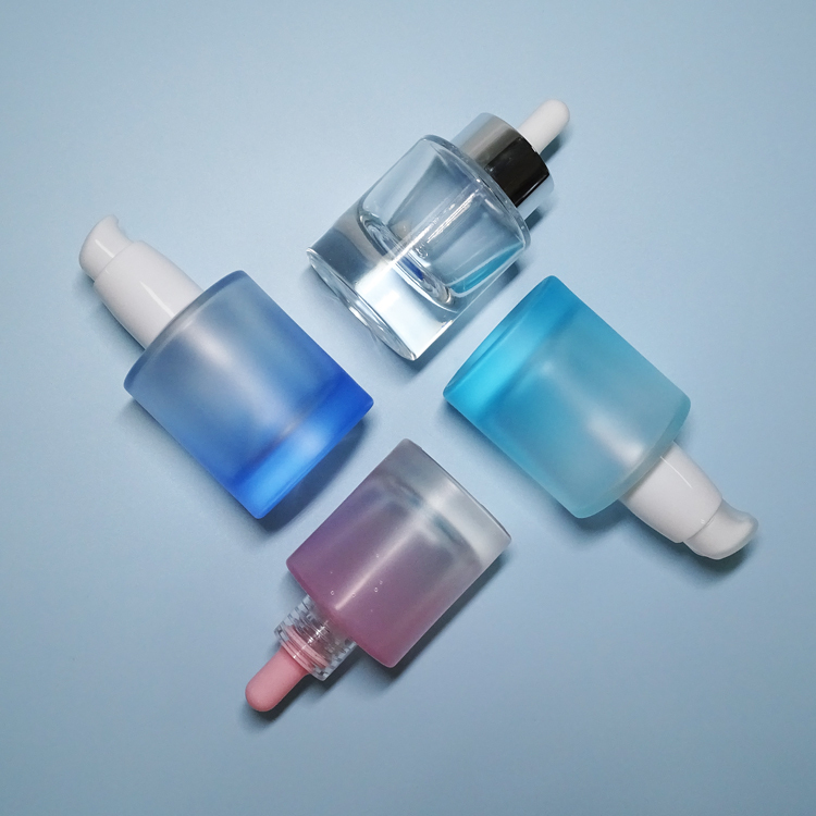 Luxury matte clear black glass frosted bottle skincare liquid lotion pump glass bottles cosmetic packaging with spray pump