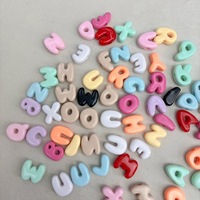 Perles en acrylique opaques de 26 mm en forme de lettres bulles A-Z, colorées et épaisses, pour la création de bracelets personnalisés, stylos perlés et bijoux DIY (vente en gros)