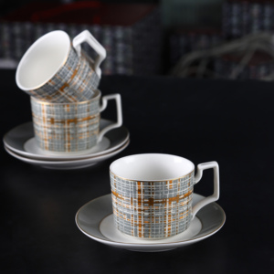 Vendite calde in tutto il <span class=keywords><strong>mondo</strong></span> set da <span class=keywords><strong>caffè</strong></span> e tè in stile reale tazze da tè in ceramica e set di porcellana - Product Image 3