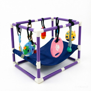 Centro Attività per Cuccioli Viola con 8 Giocattoli Sospesi, Palestra da Gioco per Cani di Piccola Taglia, Struttura in PVC per Interni - Product Image 1
