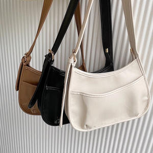 Bolso Bandolera Estilo Coreano con Correa Ancha para el Hombro, Bolso Tipo Cubo en Forma de Media Luna, Color Sólido, Resistente al Agua, Bolso de Pecho para Mujer - Product Image 5