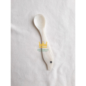 Cuillère à caviar en nacre naturelle, moderne, exquise, écologique, blanche, personnalisée, 10x2 cm, pour dîner élégant, en provenance du Vietnam - Product Image 1