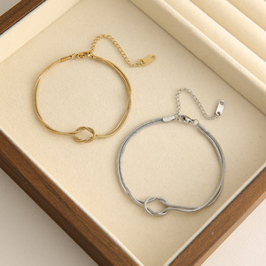 Bracelet minimaliste pour couples, plaqué or 18 carats, en acier inoxydable, étanche, chaîne serpent réglable, nœud d'amour - Product Image 4
