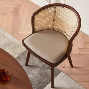 2026年最畅销的现代奢华木质设计师餐椅，适合餐厅和酒店 - Product Image 1