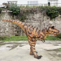 Costume de dinosaure réaliste personnalisé, costume de Carnotaurus rouge, costume de mascotte interactif pour parc d'aventure, adulte