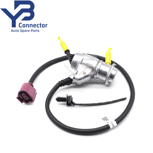 Injecteur 04L131113L compatible avec V-W Caddy IV Estate (SAB, SAJ) 2.0 TDI diesel, remplace 0444025030 04L131113R - Product Image 1