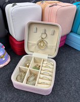 Boîte de rangement de bijoux de voyage de luxe populaire, mini boîte cadeau en cuir PU avec fermeture éclair, étui de rangement pour bagues, boucles d'oreilles et colliers