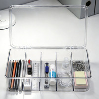 Boîte de rangement en plastique transparente à cinq compartiments sur mesure, boîte de rangement moderne minimaliste pour le soin de la peau et les fards à paupières sur le bureau