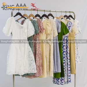 Abiti Usati KungFu KingAAA per Donne VIP, <span class=keywords><strong>Vestiti</strong></span> di Seconda Mano dal Regno Unito, Lotti di Abbigliamento Usato per Signore, Mix di <span class=keywords><strong>Vestiti</strong></span> Usati - Product Image 4