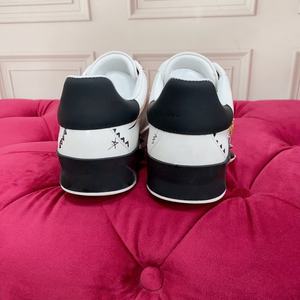 Chaussures de sport en cuir pour hommes, design personnalisé, élégantes et luxueuses, de qualité supérieure ; chaussures graffiti pour femmes - Product Image 3