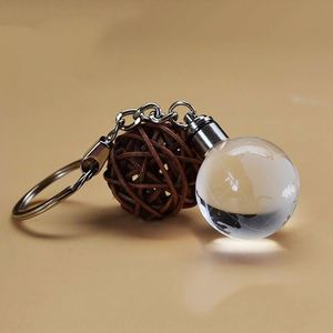 Llavero de Bola de Cristal en Blanco al por Mayor de Fábrica, Llavero de Bola de Cristal con Grabado Láser 3D Personalizado y Luz LED de Colores - Product Image 5