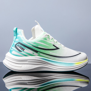 Nouvelle Arrivée Chaussures de Course Cloud Ultra-Légères Respirantes Imperméables Antidérapantes à Amorti Souple et Lacets Style Étudiant - Product Image 6