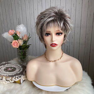 Peluca de <span class=keywords><strong>pelo</strong></span> sintético LIWANGLONG para <span class=keywords><strong>mujer</strong></span>, corta, plateada, <span class=keywords><strong>gris</strong></span>, marrón, en capas, sedosa, recta, ondulada, resistente al calor, <span class=keywords><strong>pelo</strong></span> natural, peluca de Cosplay - Product Image 2