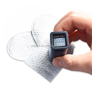 Nieuw Materiaal Wegwerpbare Vingerbedjes Voor Het Reinigen Van Tanden Van Huisdieren, Niet-Geweven Stoffen Voor Het Oraal Poetsen Van Huisdierbenodigdheden, Vingerbedjes - Product Image 5