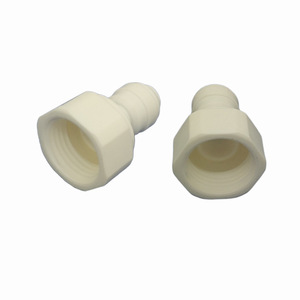 Adaptador blanco de 4 a 2 puntos para purificador de agua, sistema de nebulización para exteriores, conector ABS con diseño roscado de conexión rápida - Product Image 1