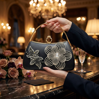 Nouveau sac à main élégant en PU pour femme, sacs à bandoulière avec chaîne, poignée dorée, petits sacs à main brodés, sacs à main à fleurs en strass