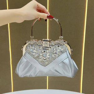 Sacs de soirée de luxe 2026 pour femmes, ornés de fleurs et de diamants étincelants, sacs à main de créateur haut de gamme pour fêtes, sacs fourre-tout de mariage pour femmes - Product Image 1