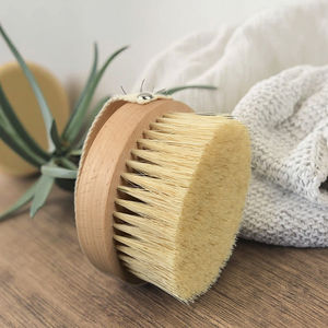 Cepillo de cuerpo seco de cerdas de Sisal vegano súper largo OEM cepillo de baño exfoliante de madera de bambú Natural para el cuidado de la piel - Product Image 1