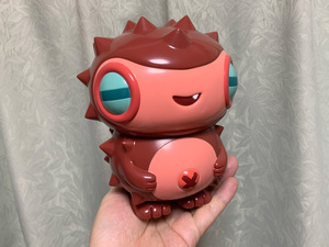 ของเล่นสะสมรูปปั้นศิลปะ PVC สุดสร้างสรรค์ พร้อมดีไซน์เพ้นท์มือสุดพิเศษ สำหรับตั้งโชว์และมอบเป็นของขวัญ - Product Image 3