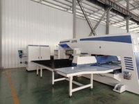 Prensa Punzonadora Hidráulica CNC para el Procesamiento de Chapa Metálica, Industria de Máquinas