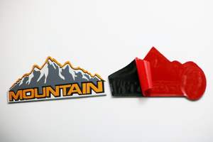 Emblema 3D in Metallo a Forma di <span class=keywords><strong>Montagna</strong></span> Innevata <span class=keywords><strong>per</strong></span> <span class=keywords><strong>Auto</strong></span>, Adesivo Decorativo <span class=keywords><strong>per</strong></span> Jeep Wrangler JK Compass Grand Cherokee Patriot Liberty Renegade - Product Image 4