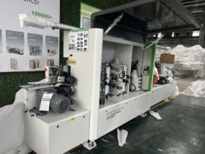 Machine à chantourner automatique HD610J <span class=keywords><strong>pour</strong></span> le travail du bois, machine à chantourner les bords des panneaux de meubles - Product Image 3