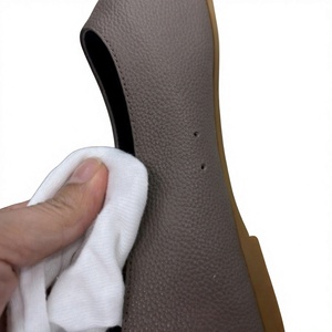 บริการตรวจสอบคุณภาพรองเท้ามืออาชีพจากเวียดนามก่อนจัดส่ง โดย INSPLUS - Product Image 2