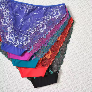 Классические слитные трусики с кружевом - Product Image 4