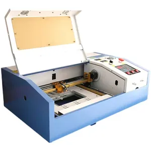 Elétrica 3020 máquina de gravura do laser desktop 40 CO2 W/50w para bowlder/madeira/cristal/papel/pvc/selo