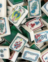 Tuiles de Mahjong Personnalisées à Quatre Couches, Motif Marbre Vert Unique et Luxueux, Idéales pour les Divertissements Familiaux et les Fêtes