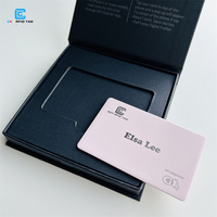 Carte en métal NFC gravée en acier inoxydable Carte de visite NFC Premium